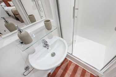 1 bed studio, James Street, Layerthorpe, York, YO103WW - Image 4